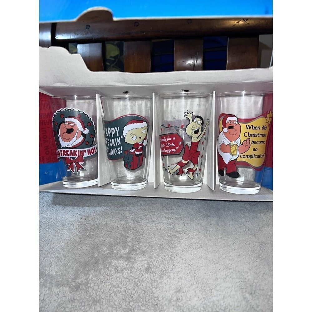 FAMILY GUY 16 oz Drinking Beverage Glasses Peter Lois Stewie Brian Set of 4